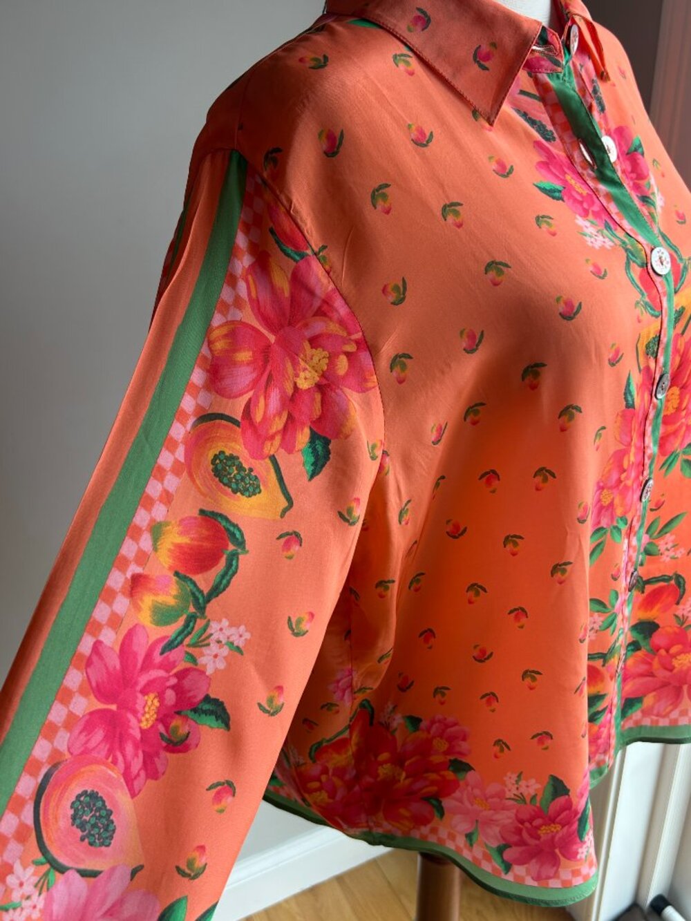 Farm Rio - Fruit Garden Scarf Long-sleeve Shirt - Size XL - NWT! - Picture 6 of 7
